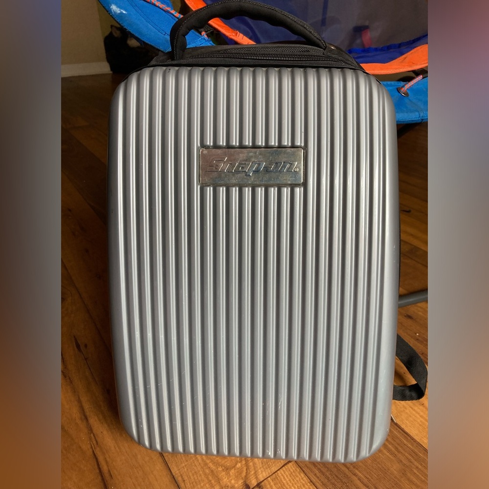 Snap-on hard case back back
